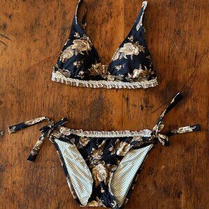 RARE!! Vintage Betsey Johnson Golden Roses Floral Print Ruffles